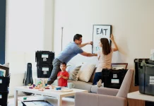 Don’t Mess With Texas: Why the Lone Star State Is Attracting Californians Why are Californians moving to Texas?